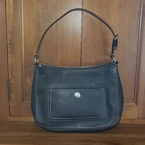 EUC Coach pebbled brown shoulder bag.